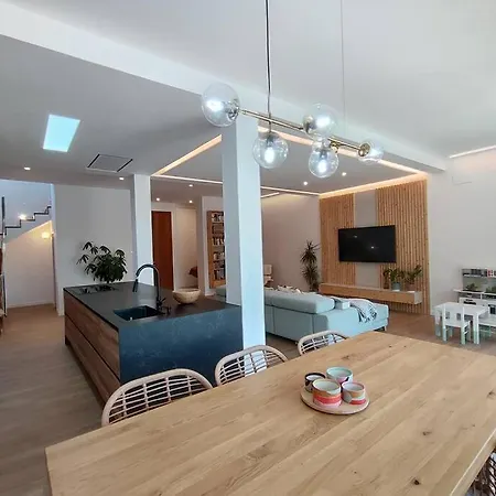 Casa Con Piscina En Limens Hio